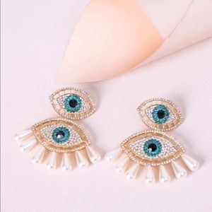 NWT- RHINESTONE EVIL EYE DECOR DROP RHINESTONE EARRINGS